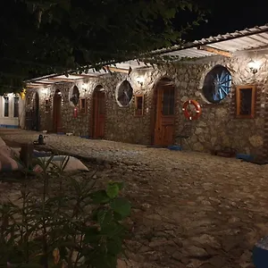  Oda ve Kahvaltı Zirkon Doğa Butik Türkiye